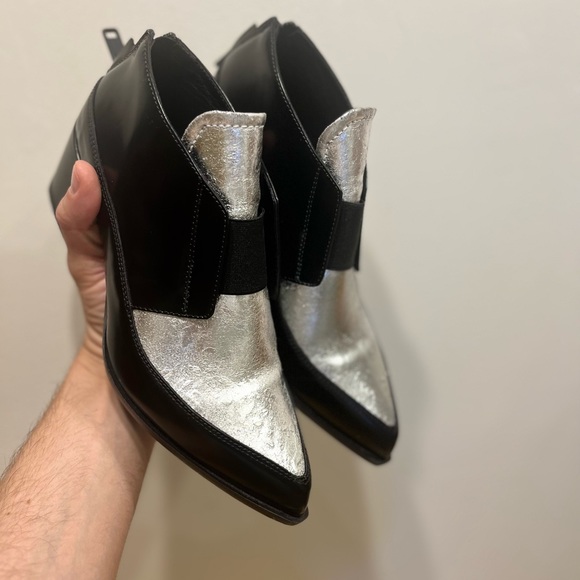 Authentic ALEXANDER MCQUEEN silver and black boots size EU 37 US 7 - Picture 16 of 16